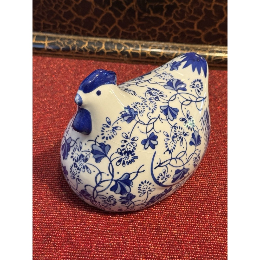 Blue & White Chinoiserie Ceramic Hen Chicken Figurine Floral Farmhouse Decor 7"
